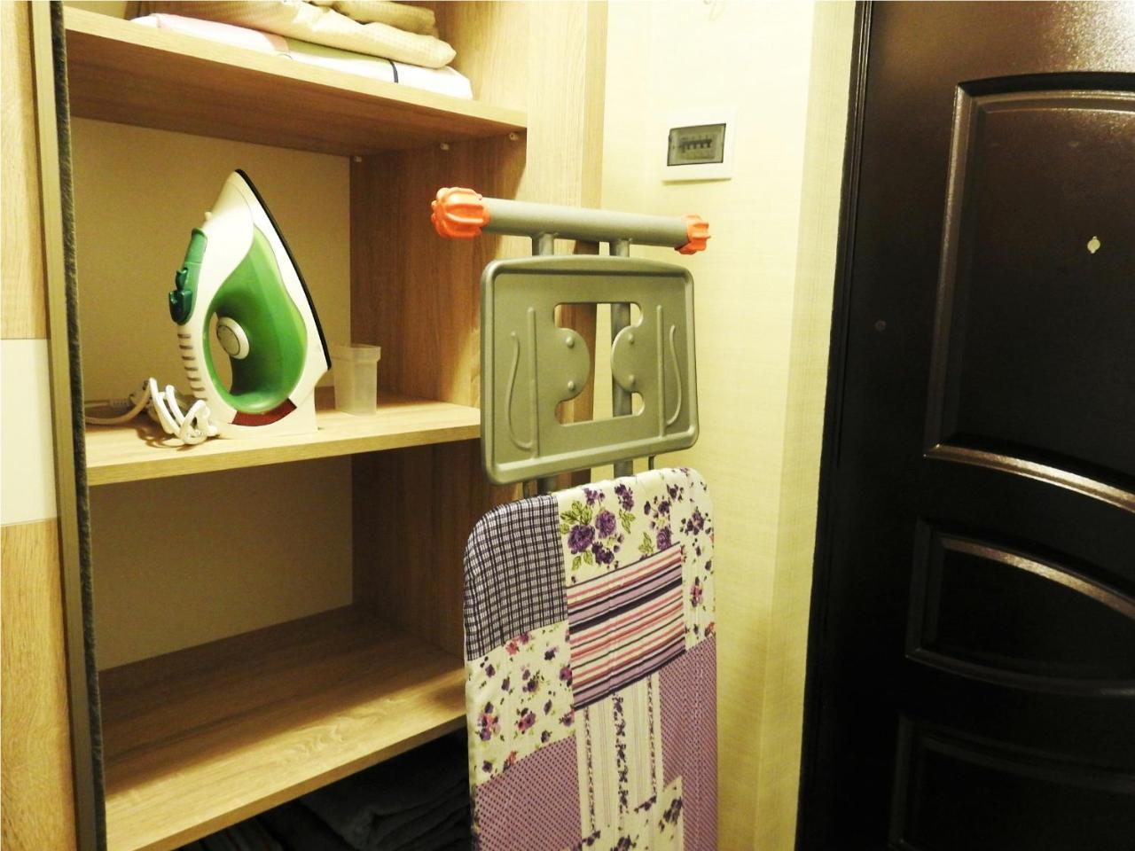 Real Palace Apartment バトゥーミ エクステリア 写真